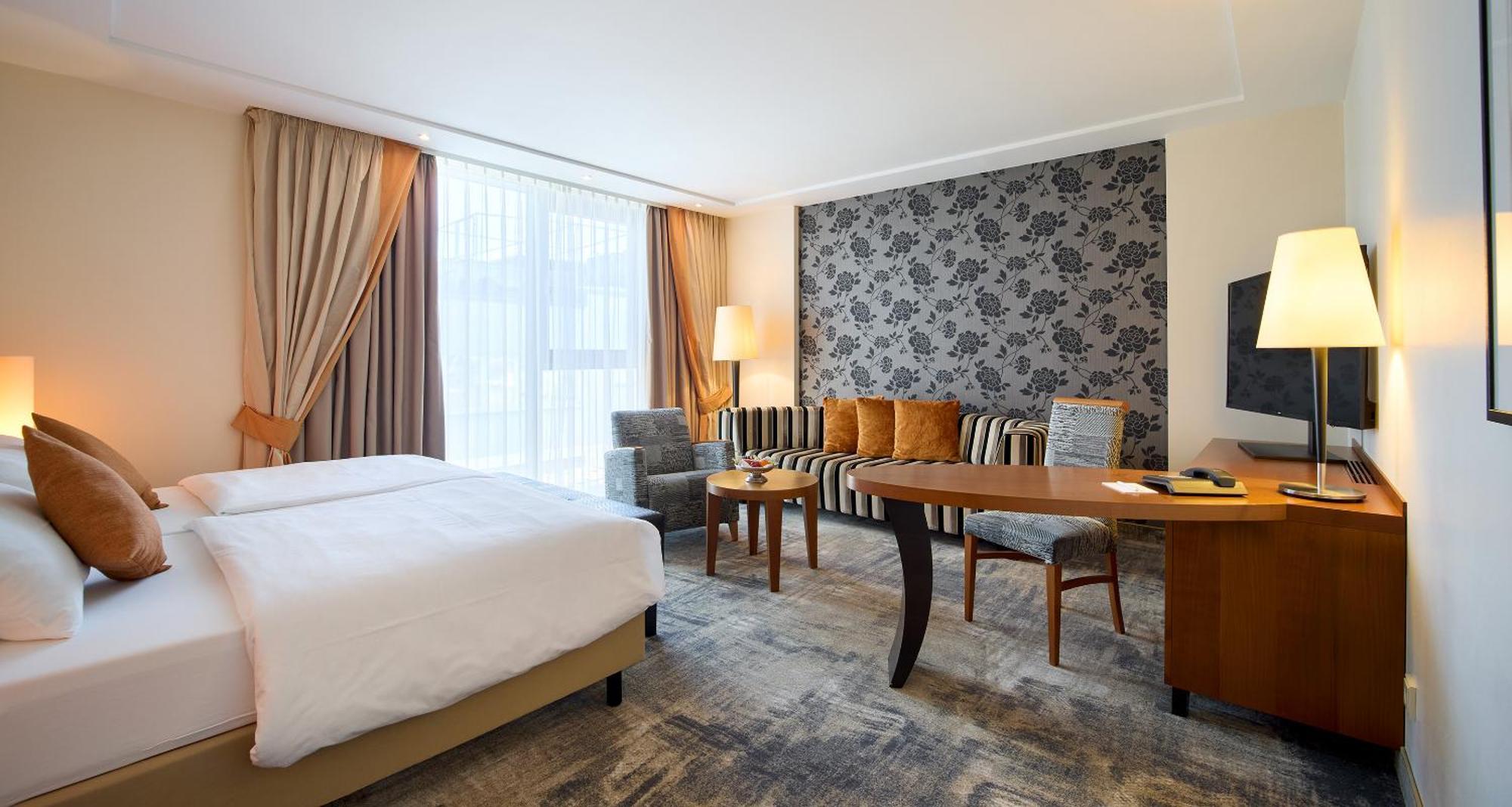 Best Western Plus Arosa Hotel بادربورن المظهر الخارجي الصورة