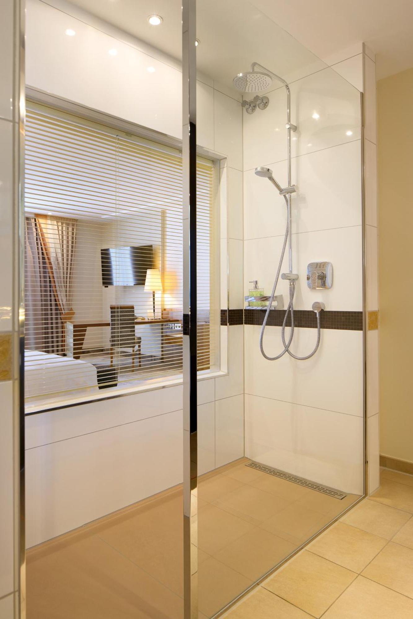 Best Western Plus Arosa Hotel بادربورن المظهر الخارجي الصورة